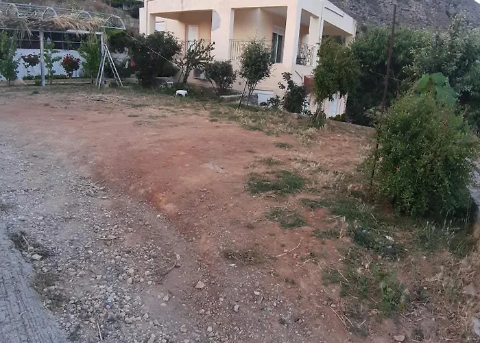 Niki\'S House